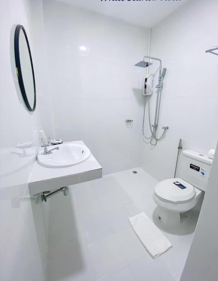White Seaview Residence Klong Muang Beach Εξωτερικό φωτογραφία