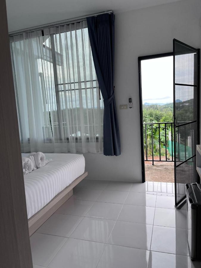 White Seaview Residence Klong Muang Beach Εξωτερικό φωτογραφία