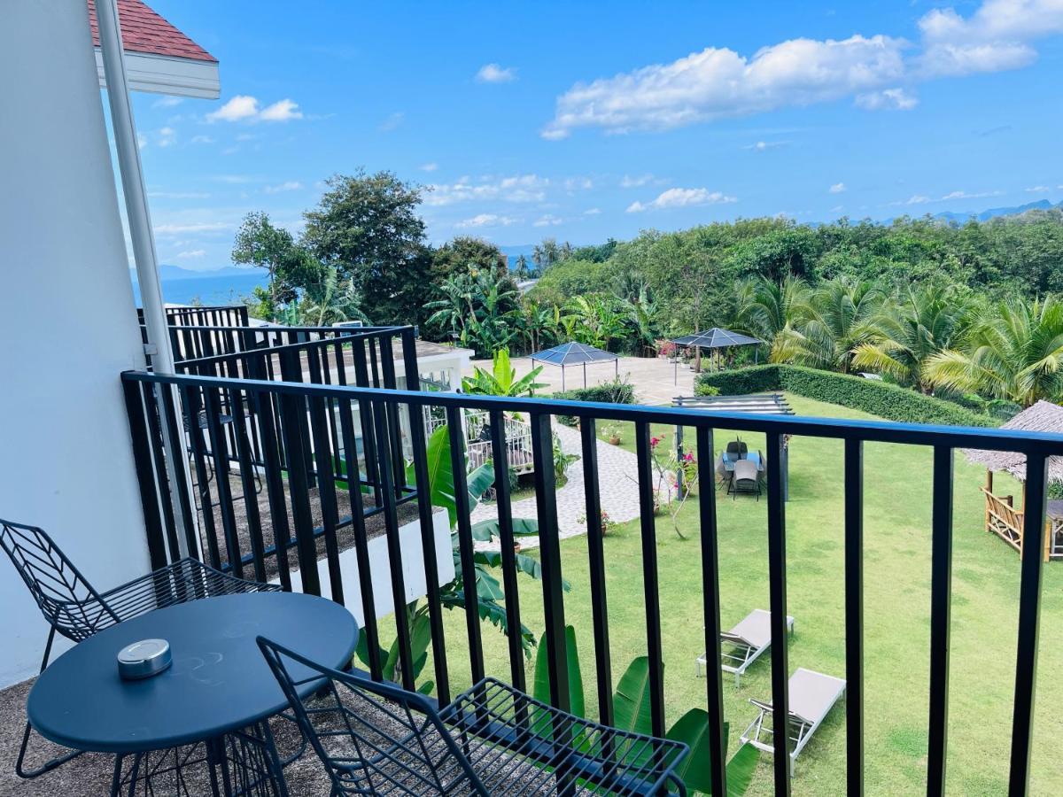 White Seaview Residence Klong Muang Beach Εξωτερικό φωτογραφία