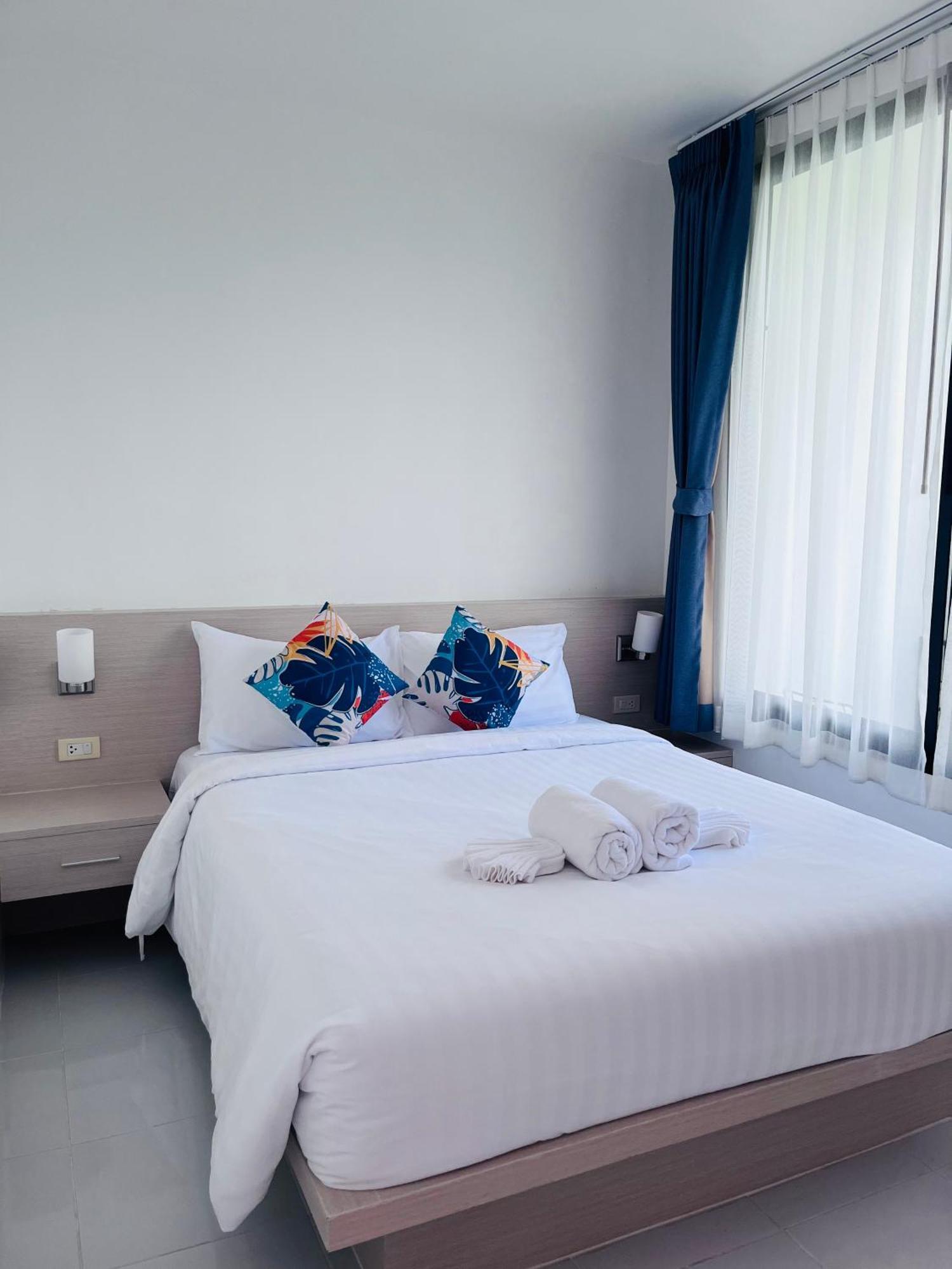 White Seaview Residence Klong Muang Beach Εξωτερικό φωτογραφία